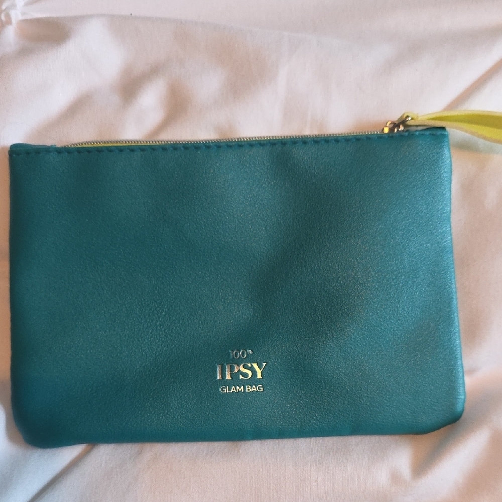 Ipsy SET Of 5 Cosmetic Bags - Picture 3 of 3